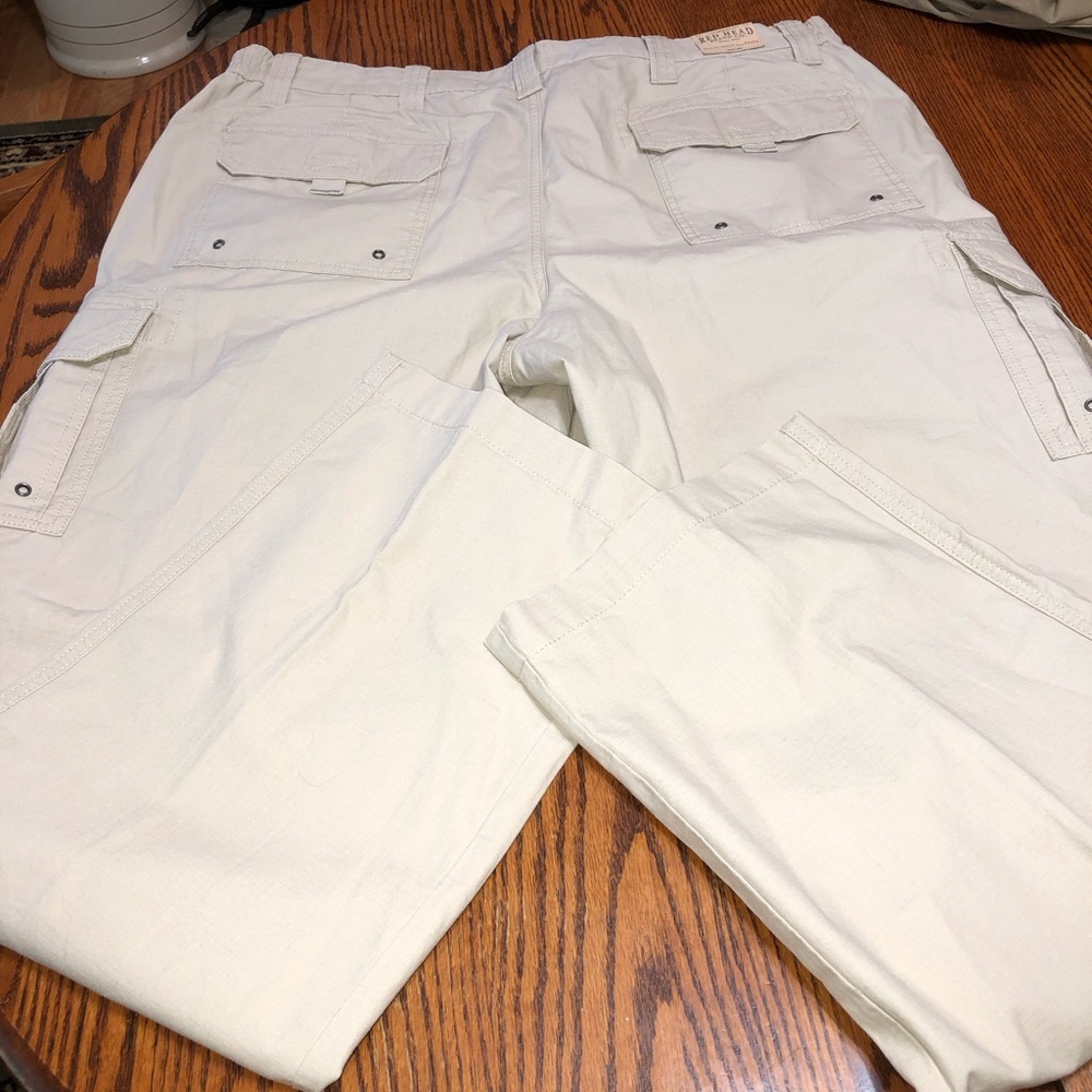 RED HEAD BRAND CO SIZE 42X34 LIGHT KHAKI COLORED CARGO PANTS 100% COTTON - Picture 5 of 8